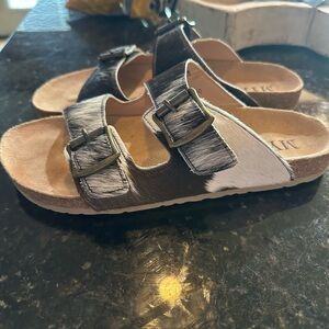 New Myra Cowhide Sandles